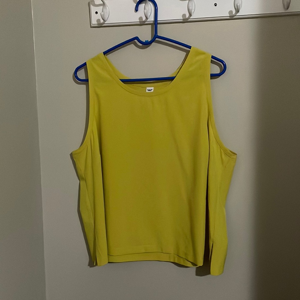 Old navy athletic tank